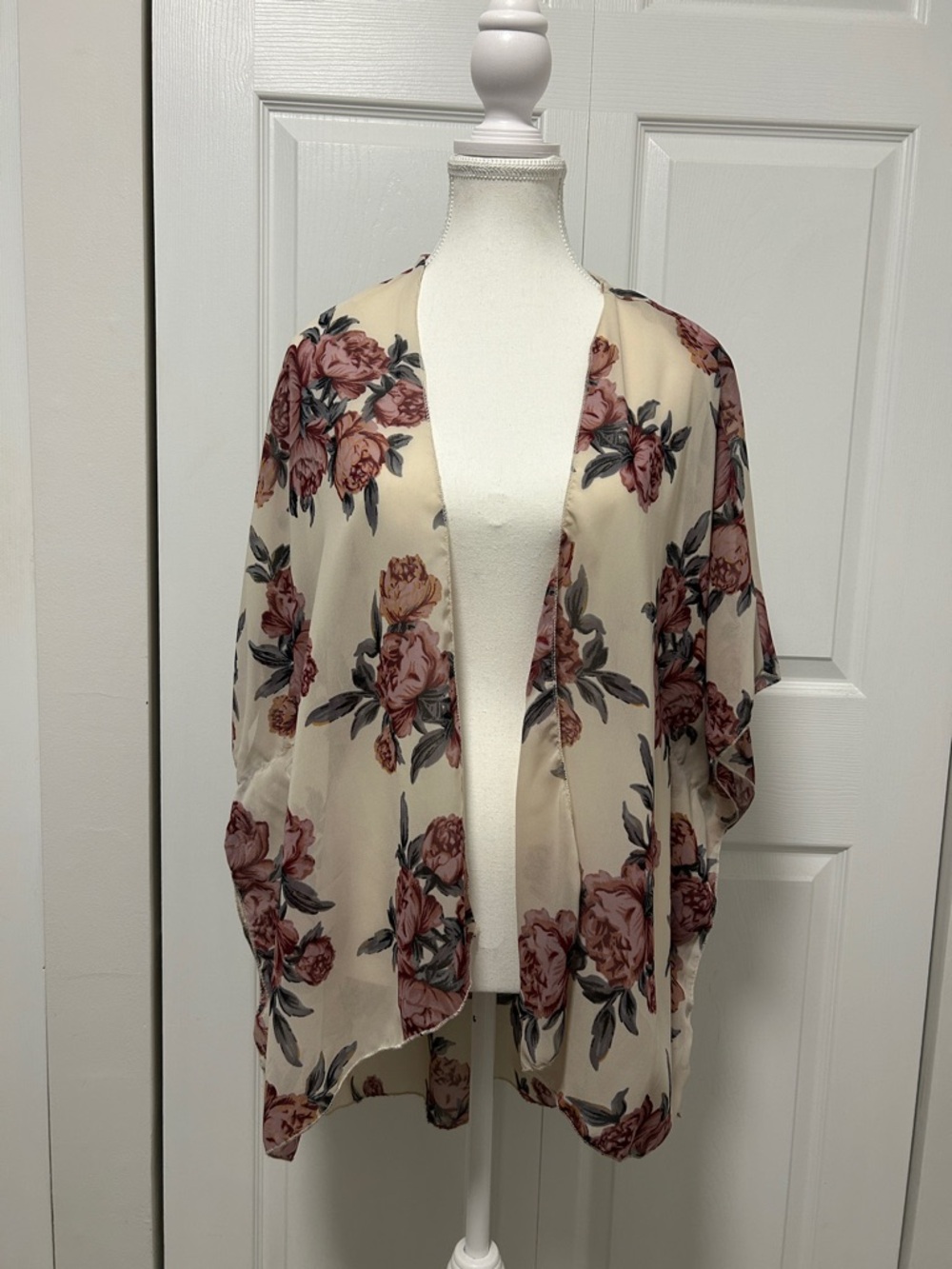 Live 4 Truth Floral Sheer Kimono